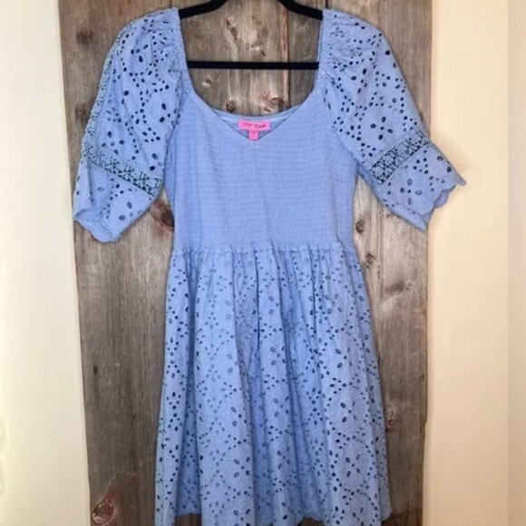 Betsey Johnson Blue Cotton Eyelet Puff Sleeve Smocked Mini Dress sz small - Picture 2 of 3